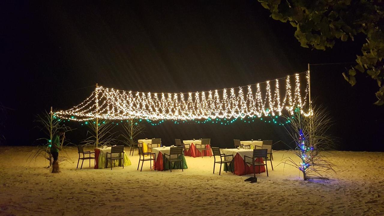 Beach Star Maldives Hangnaameedhoo Exterior photo